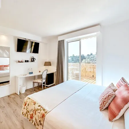 Anita Hotel