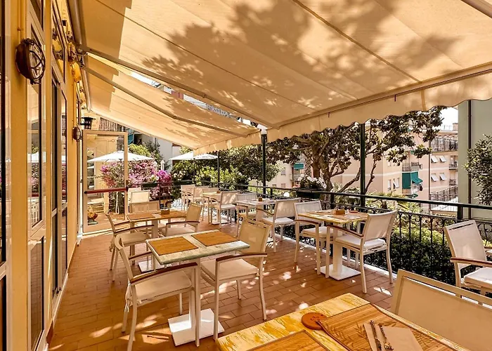 Anita Hotel 3*